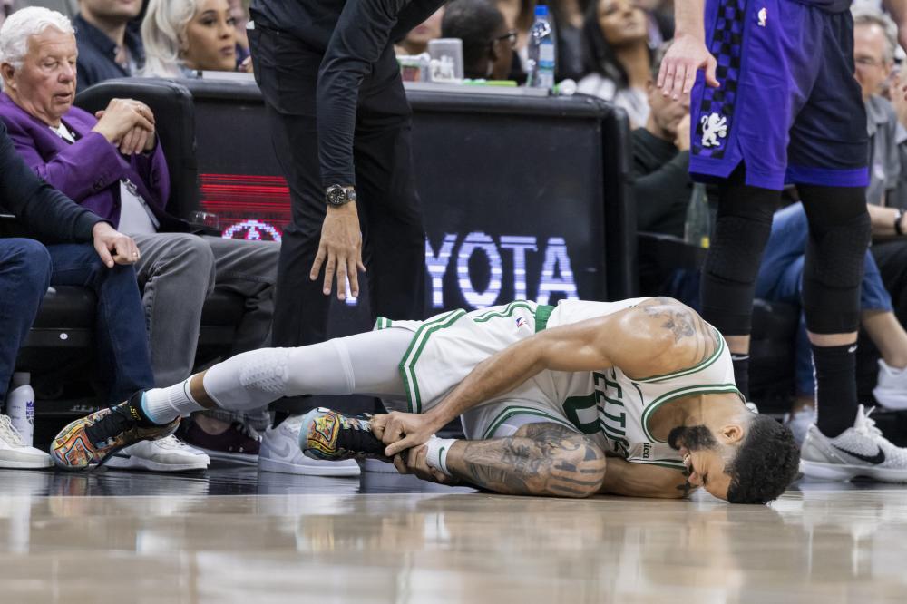 他不仅影响 他不仅影响