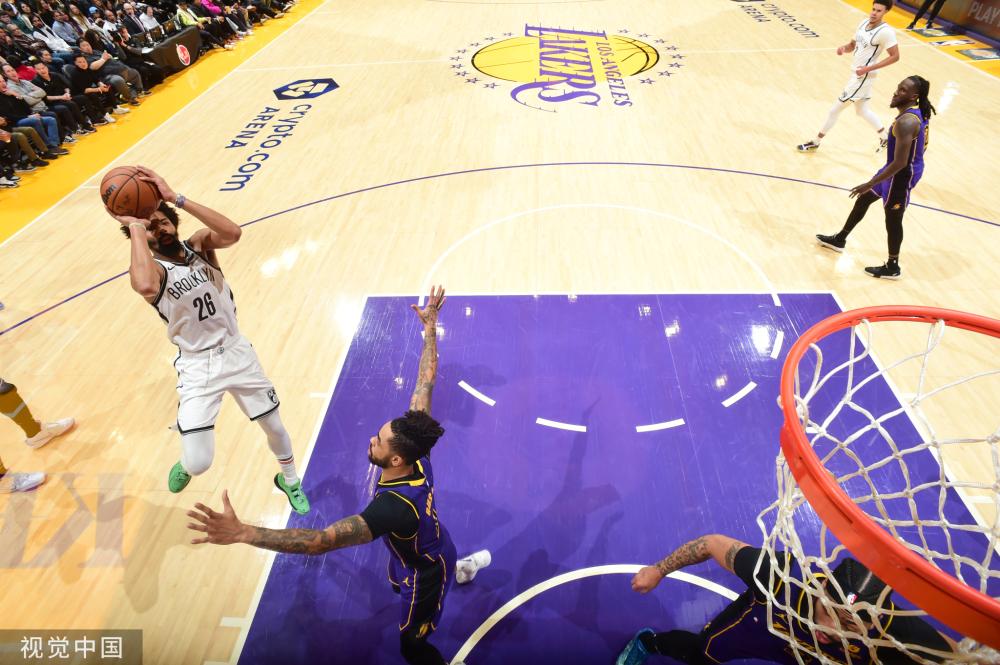 展现出的领 展现出的领